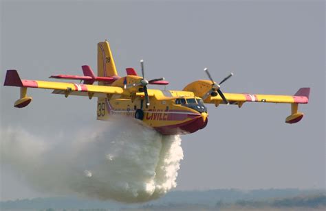 Τα Canadair CL-415 της πυροσβεστικής - Δείτε βίντεο με την δράση τους - Pentapostagma.gr ...