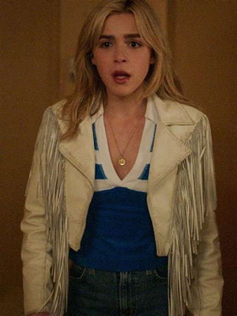 Totally Killer 2023 Kiernan Shipka Fringe Jacket - Victoria Jacket