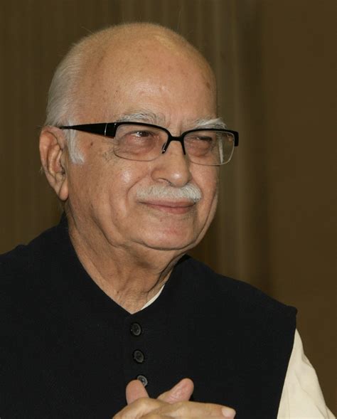 Bomb Found on L.K. Advani's Route - IBTimes India