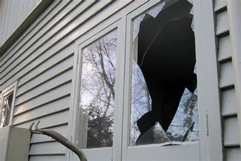 Broken Glass Repair Arlington VA, patio doors windows glass DC VA MD