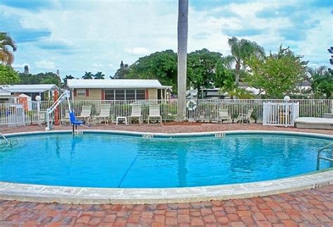 FORT MYERS BEACH RV RESORT - Updated 2022 Prices & Campground Reviews (FL)