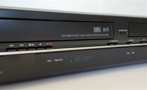 TOSHIBA SD-V296 DVD Player VCR VHS Combo Player 4-Head Recorder w ...