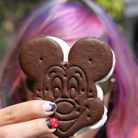 Where to Find Every Mickey-Shaped Food at Walt Disney World | The Mouselets