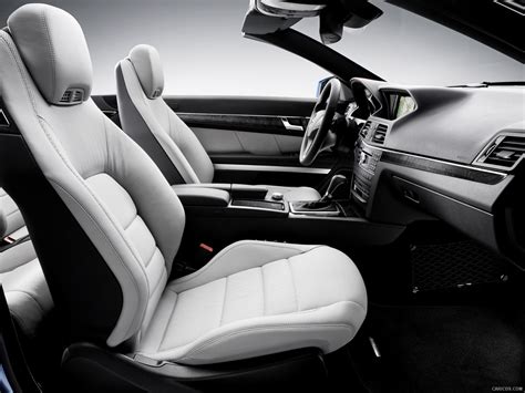 Mercedes-Benz E-Class Cabriolet - Interior, Front Seats | Caricos