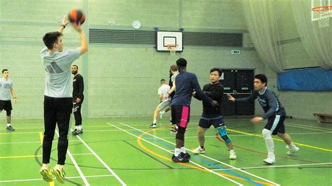 5v5 basketball at Wren Academy Finchley - YouTube