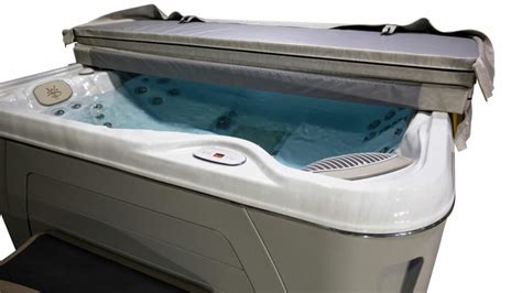 Hot Tub Winter Covers | Choose Your Cover | Hydropool Surrey