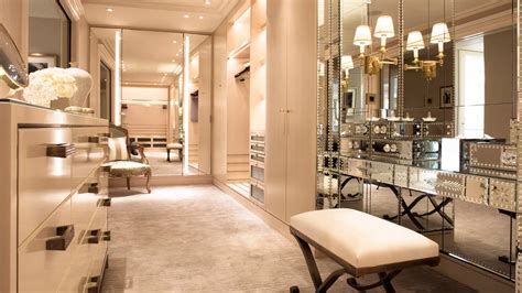 Royal Hotel Suite in Paris | Luxury Hotel | Four Seasons George V Paris