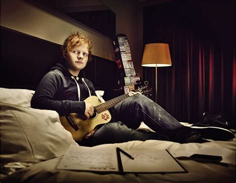 ed sheeran and his guitar - Ed Sheeran Photo (31122610) - Fanpop