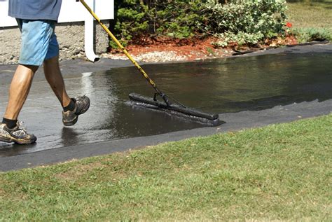 Driveway Sealing in Winter -Yay or Nay? | Sunrise Asphalt