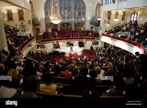 Sunday morning mass at the Abyssinian Baptist Church in Harlem uptown ...