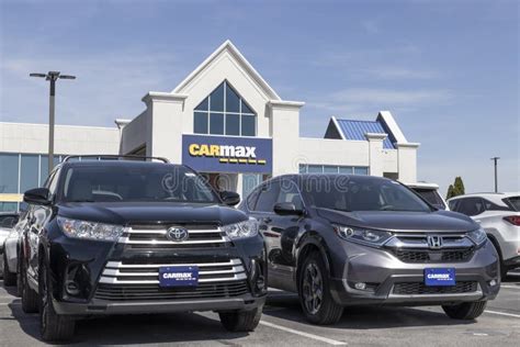 CarMax Dealership Toyota and Honda SUV Display. CarMax is the Largest Used and Pre-owned Car ...