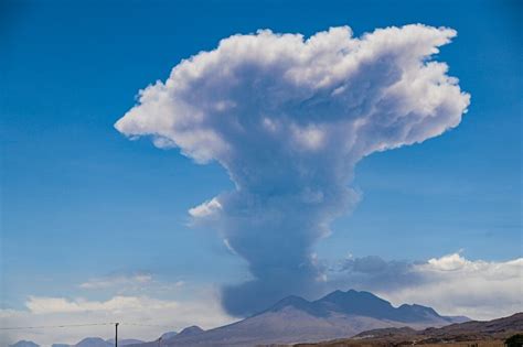 Authorities raise alert level around Lascar volcano in northern Chile