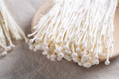 Recall Alert: Enoki Mushrooms Contaminated with Listeria