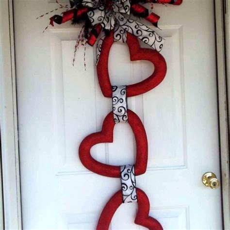 100 Lovely DIY Valentines Decorations Ideas | Valentine wreath diy, Diy ...