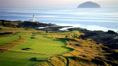 Trump Turnberry Golf, plan a golf getaway in Scotland