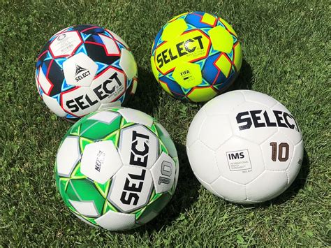 SELECT Soccer Balls - What's New For 2018? | Soccer Cleats 101