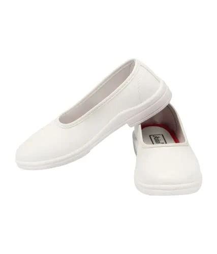 White Girls School Shoes at best price INR 270 / Pair in Navi Mumbai ...