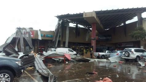 Tornado damages Tembisa, Gauteng in South Africa in pictures and videos ...