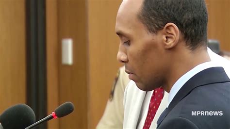 Mohamed Noor delivers statement in court before sentencing - YouTube