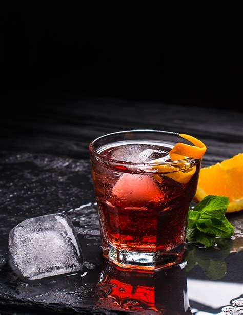 Negroni cocktail preparation on Behance