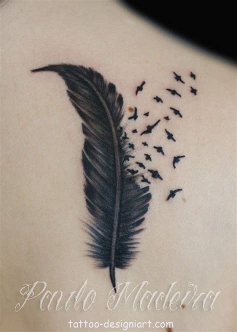 Feather tattoo design - Tattoos art and designs | Veertatoeages, Tatoeage ideeën, Tatoeage ...