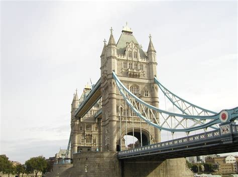 2005_09_26 | September 26 - Here's the Tower Bridge but they… | Flickr