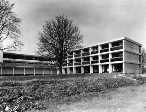 Wolfson College, Oxford, nearing completion | RIBA pix