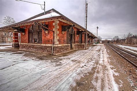 Estaciones De Tren Antiguas - Banco de fotos e imágenes de stock - iStock