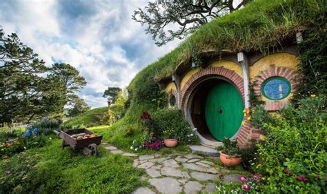 Embark on your own Middle-earth adventure in New Zealand - Things to do in New Zealand - Plan ...