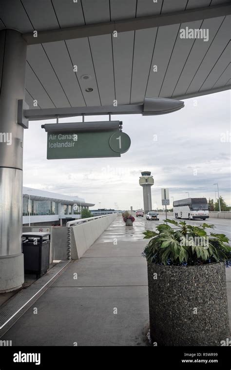 Ted stevens anchorage international airport hi-res stock photography ...