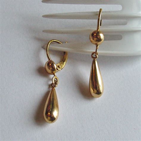 Champions: Gold Drop Earrings | Gracious, Good's Blog