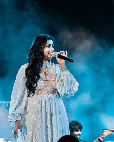 21 Best Indian Female Singers You'll Never Forget