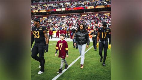 Washington Commanders unveil Sean Taylor Memorial at FedEx Field | FOX 5 DC