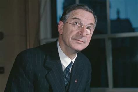 President Eamon de Valera's Irish language message aired on Boston TV ...