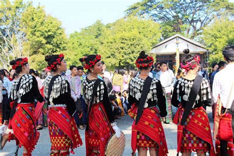 Inside the controversy over the Kachin manau festival | Frontier Myanmar