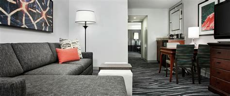 Embassy Suites Hotel Near Orlando Airport