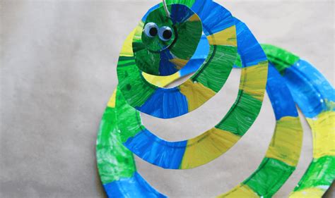 Paper Plate Snakes | Crafts for Kids | PBS KIDS for Parents