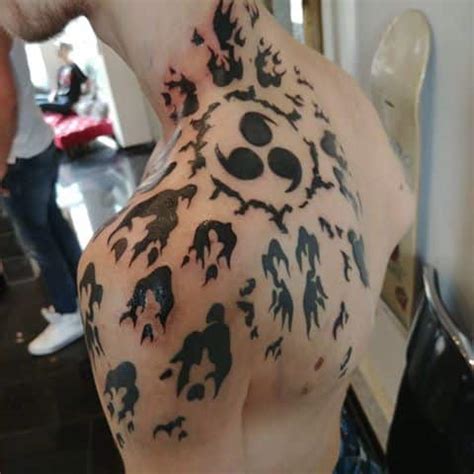 14 Amazing Sasuke Tattoo Ideas with Meanings - Body Art Guru