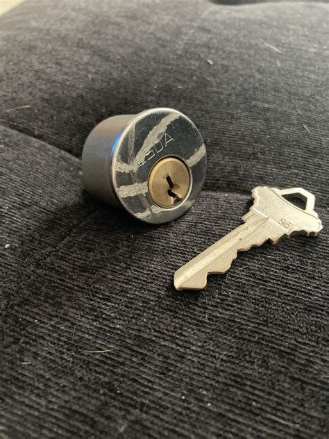 First Challenge Lock : r/lockpicking