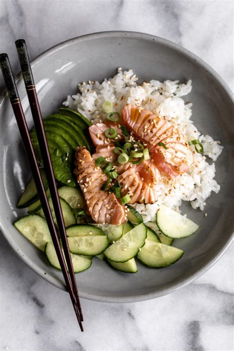 Seared Salmon Sushi (Aburi) - Cooking with Cocktail Rings