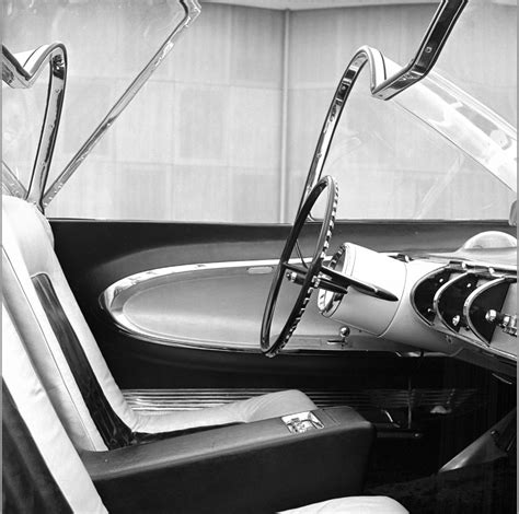 1955_lincoln_futura_interior - Classic TV Series 1966 Batmobile ...