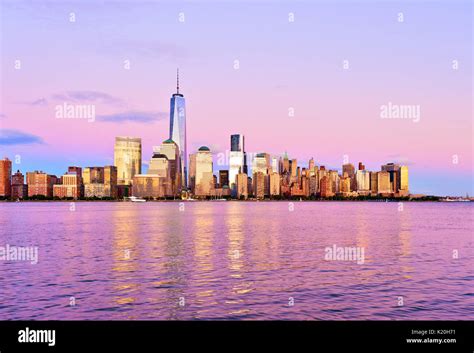 New York Skyline Freedom Tower New York City One World Trade Center Stock Photo - Alamy