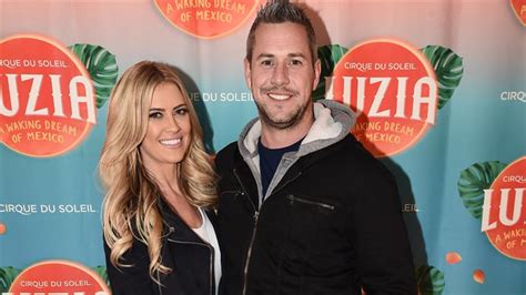 Christina El Moussa & Ant Anstead Pack On The PDA In A Super Romantic ...