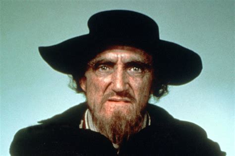 Oliver! actor Ron Moody who played Fagin has died at the age of 91 ...