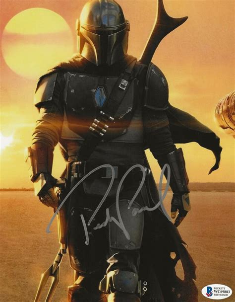 Pedro Pascal Star Wars Mandalorian Autographed Signed 8x10 Photo ...