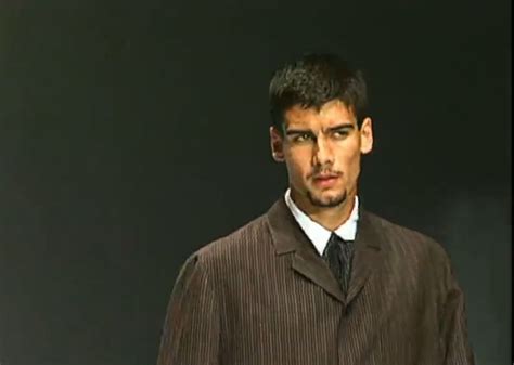 WATCH: Young Pep Guardiola strolls down Barcelona catwalk - Football España