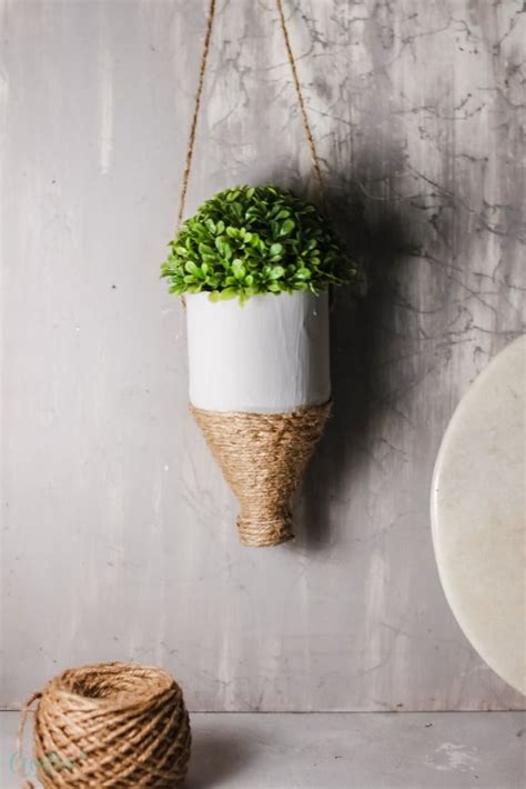 Diy hanging plastic bottle planter – Artofit