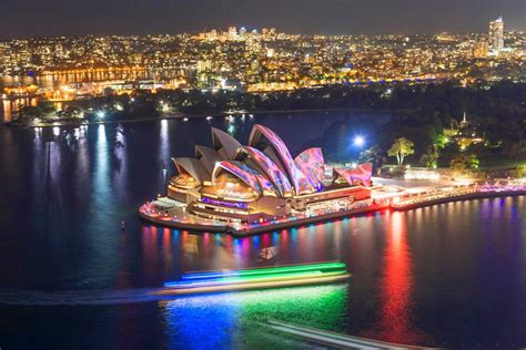 Light Show At Sydney Opera House Photo | Travel instagram, Sydney opera house, Travel photography