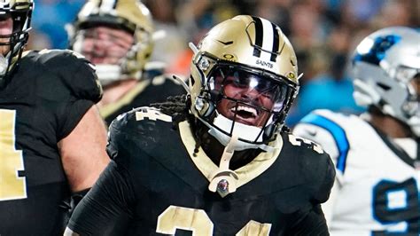 New Orleans Saints 20-17 Carolina Panthers: Tony Jones Jr scores double ...