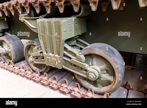 Close up detail of the wheel and suspension set of a Sherman Tank Stock Photo - Alamy